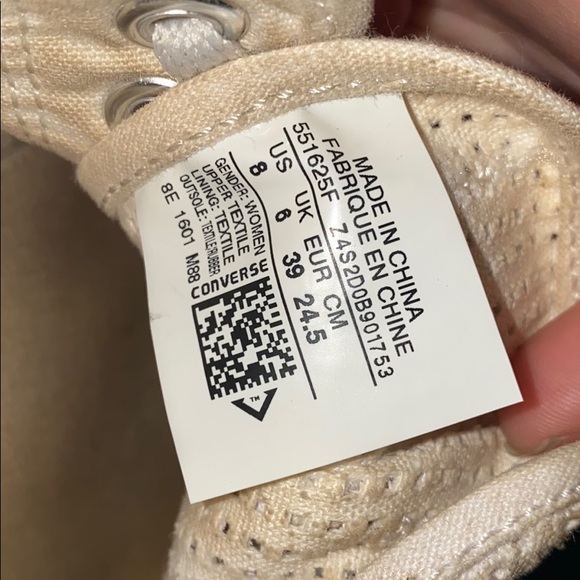 Netted converse - Picture 2 of 4